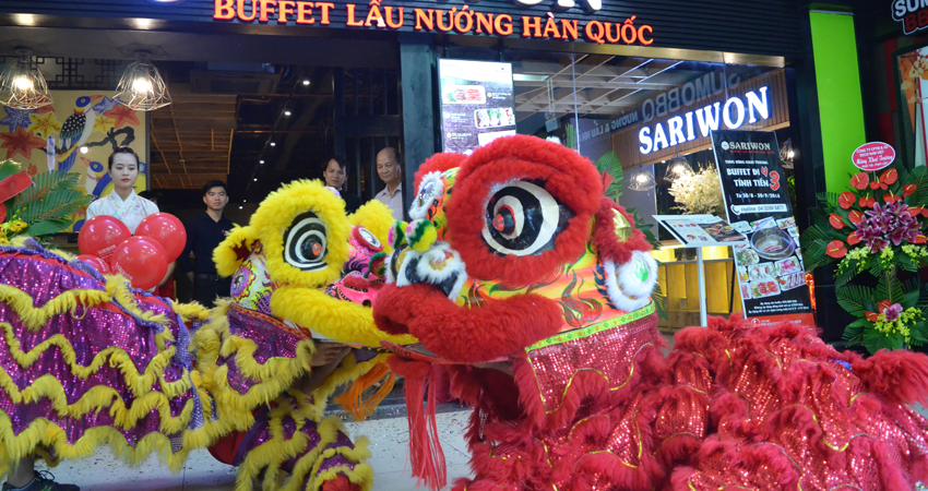 Kinh nghiệm thu hút khách ngày khai trương
