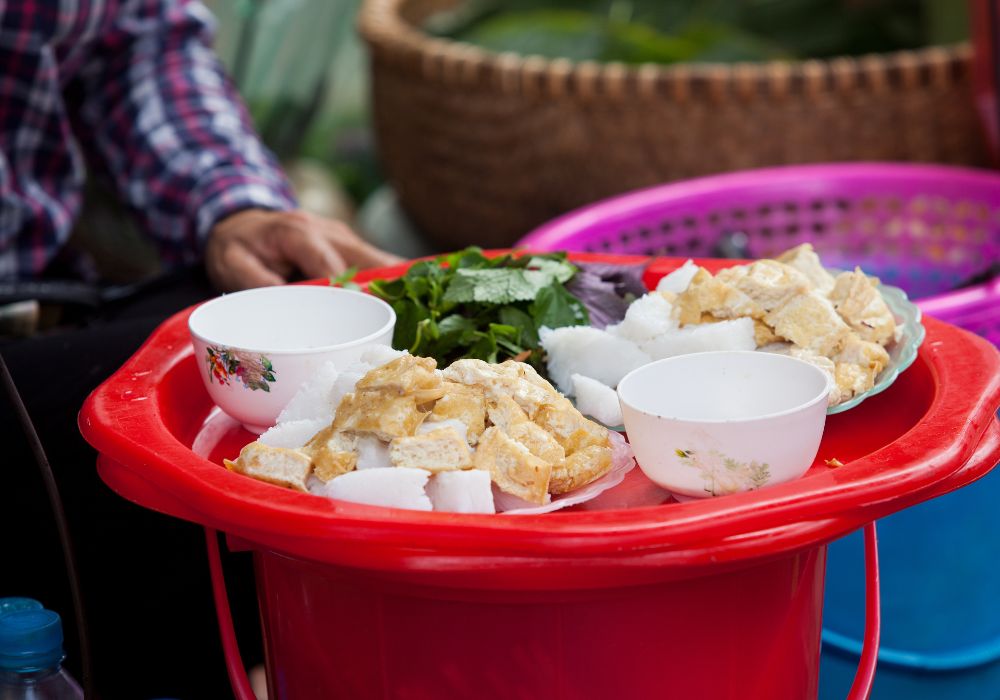 Mở quán bún đậu bình dân