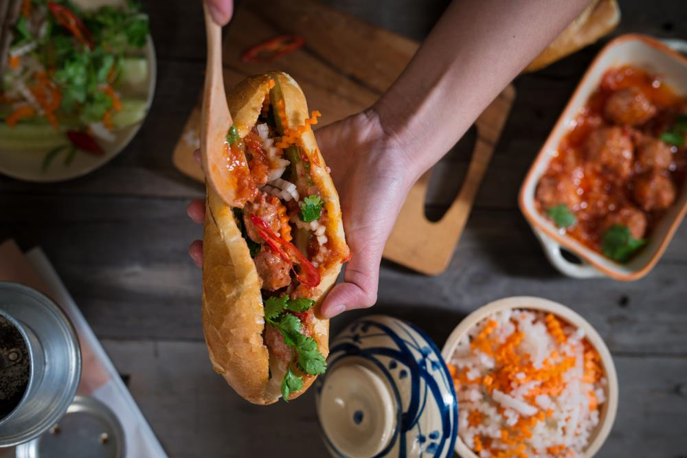 Lựa chọn menu khi kinh doanh tiệm bánh mì