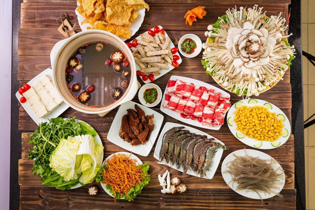 Lẩu nấm Gia Khánh