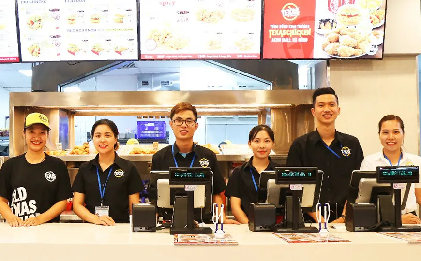chiến lược marketing con người của texas chicken