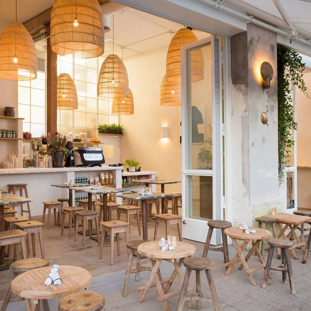 mở quán cafe có mất nhiều vốn không