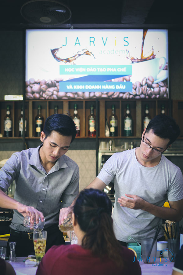 Khóa học pha chế tại Jarvis