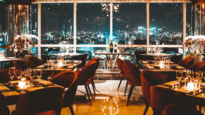 nội thất nhà hàng 5 sao