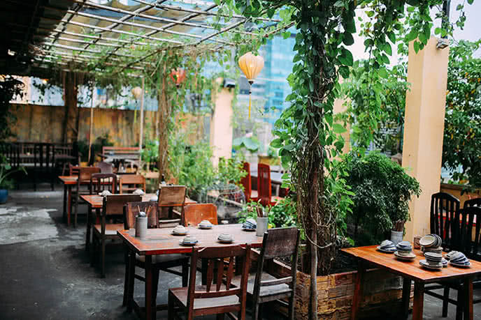 nhà hàng 5 sao không gian xanh
