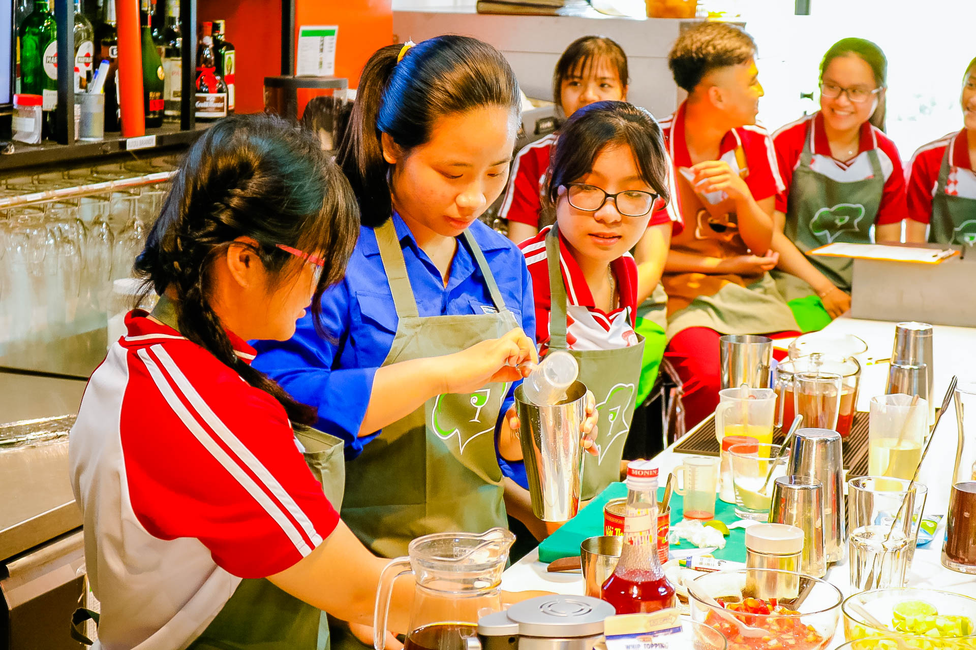 Học pha chế tại trung tâm Á - Âu