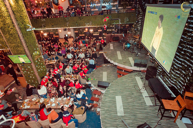 Quán cafe xem World Cup Trixie Cafe