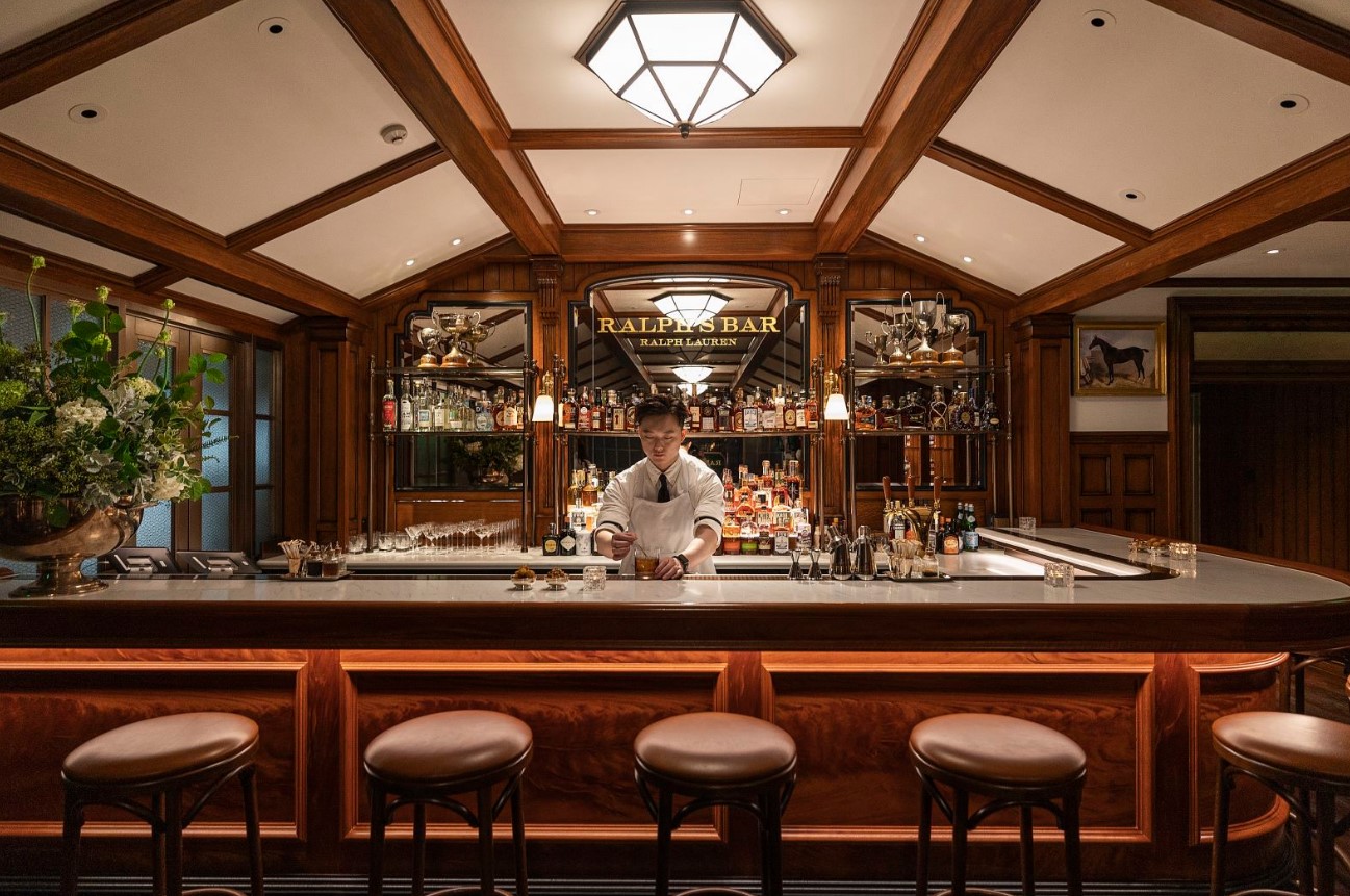 Thiết kế trang trí quán bar