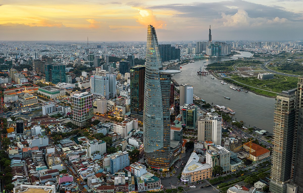 Top 10 điểm đến khách Việt muốn đi nhất dịp cuối năm 2022 - TP. Hồ Chí Minh