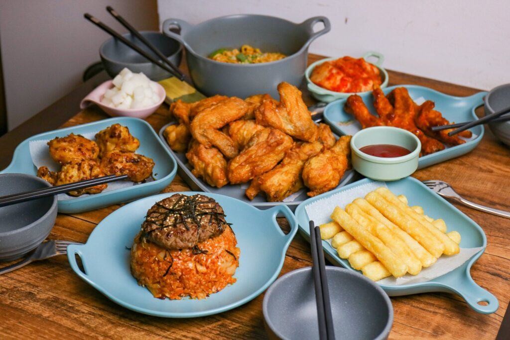 Quán gà rán Hàn Quốc tại Hà Nội