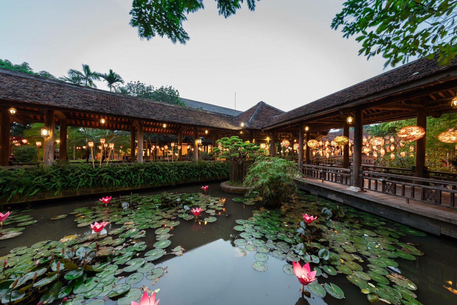 Khu vực buffet Hà Nội - Nhà hàng Sen Tây Hồ