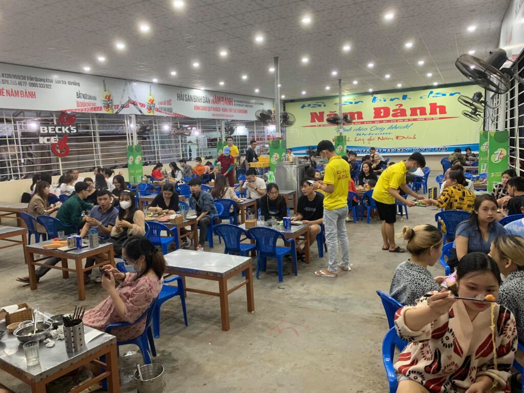 Hải sản Năm Đảnh