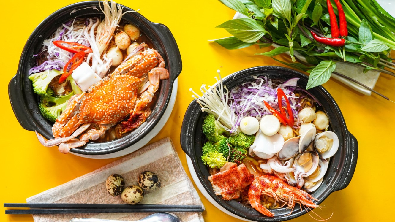 June Noodle House