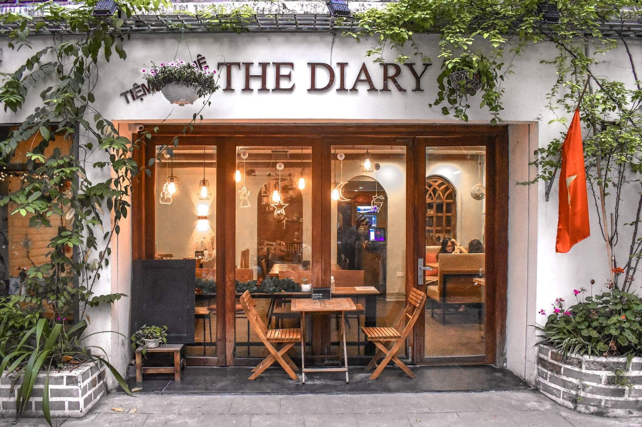 Quán cafe đẹp ở Hà Nội The Diary