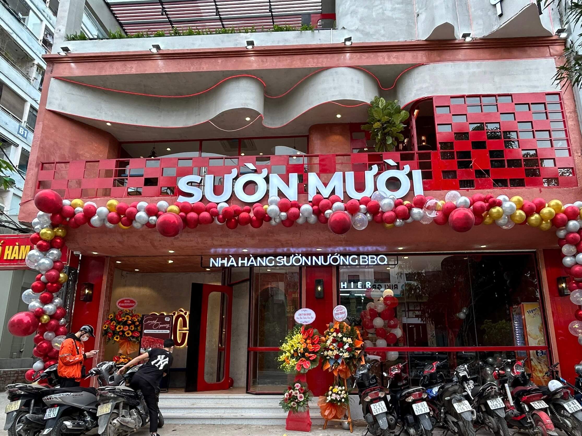 nhà hàng sườn mười khai trương