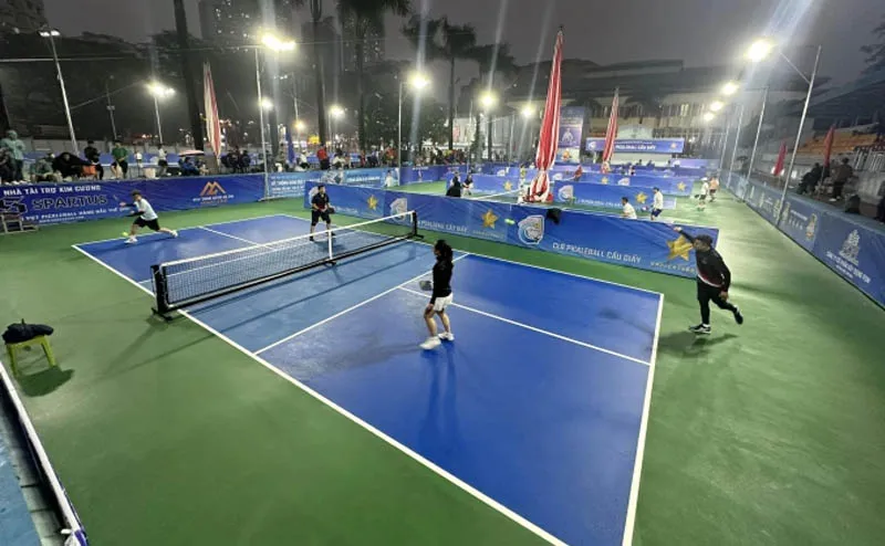 quản lý sân pickleball không bị chồng chéo