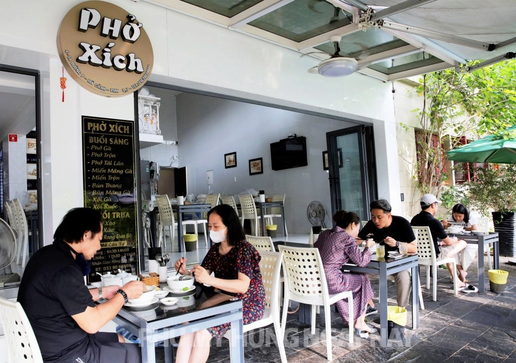 Mở quán phở