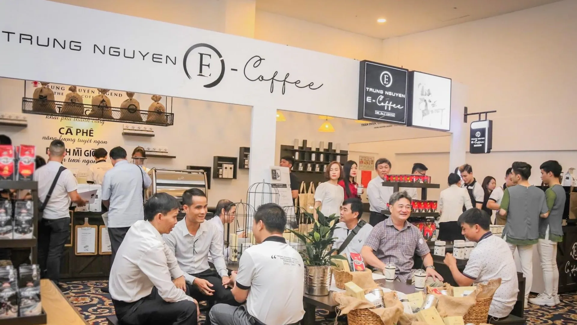 nhượng quyền trung nguyên e coffee