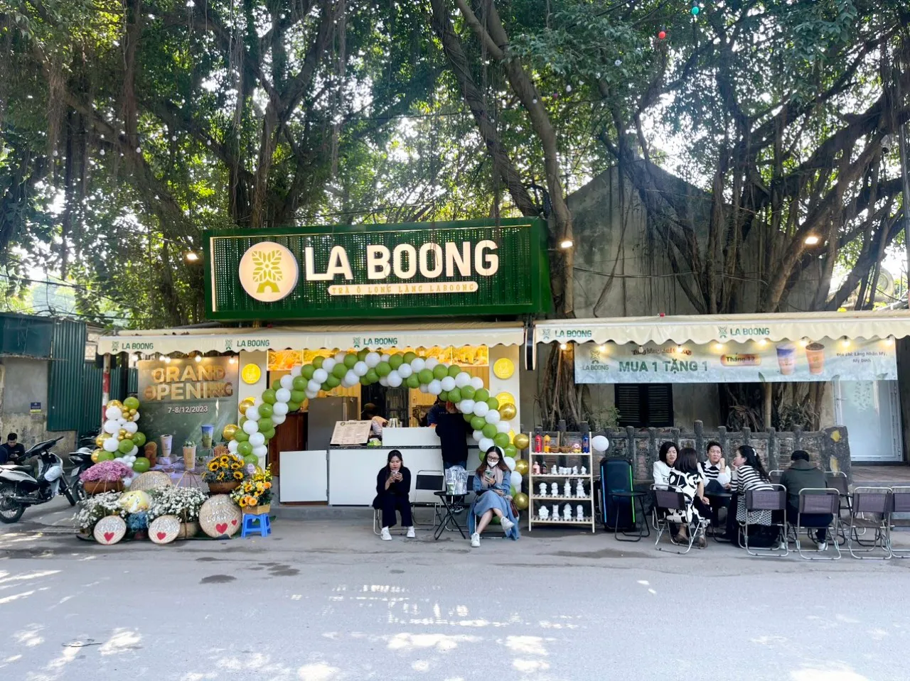 thông tin nhượng quyền laboong