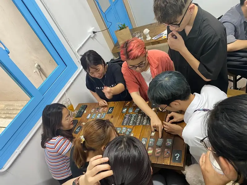 nghiên cứu cộng đồng thị trường khi mở quán board game cafe