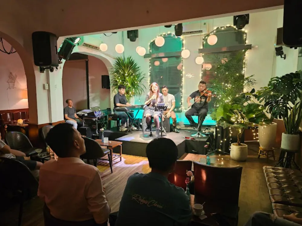 mô hình cafe nhạc sống bình dân