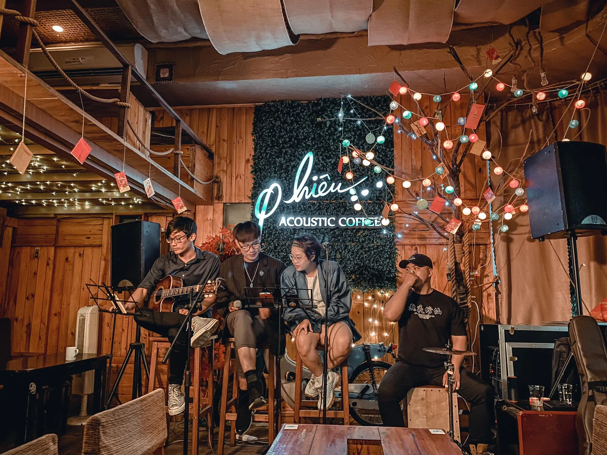 mô hình quán cafe acoustic