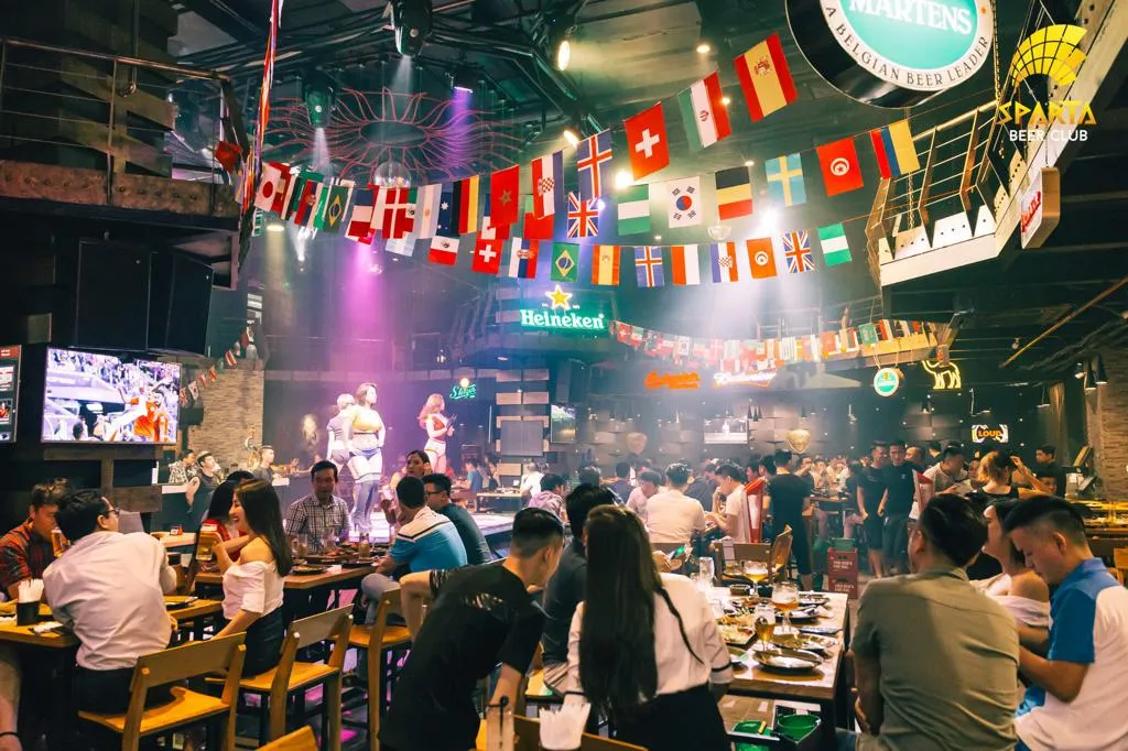 quán lý đặt bàn quán xem world cup