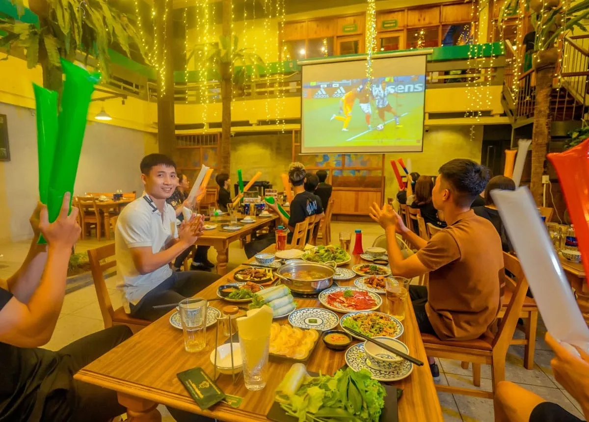 quản lý vận hành quán bóng đá mùa world cup
