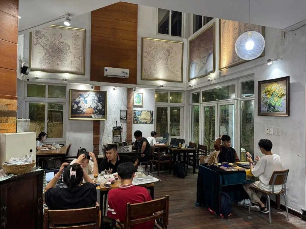 quy trình vận hành quán cafe 24h