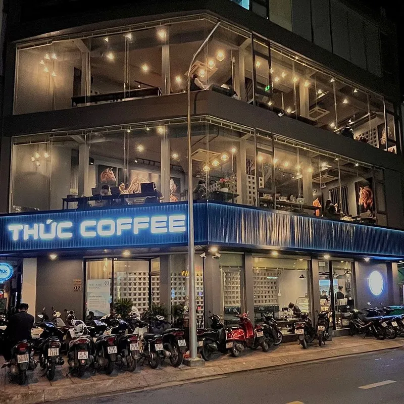 vị trí mở quán cafe 24h