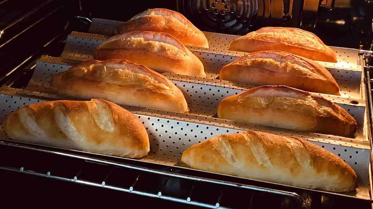 Mẻ bánh mì nướng