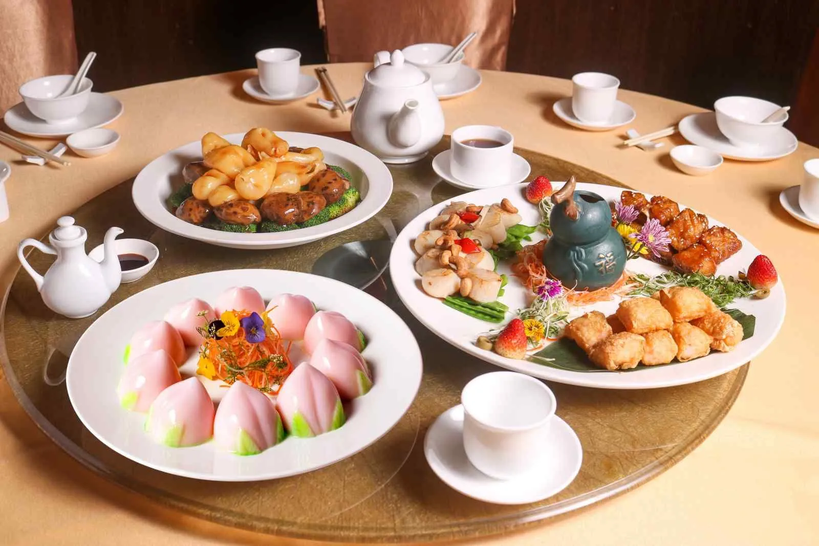Set up cốc nước nhà hàng kiểu Á